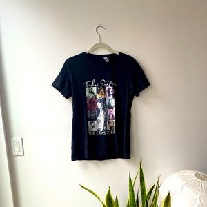 Taylor Swift T-shirt